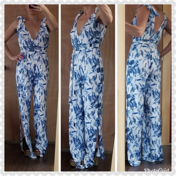 sz M Blue floral jumpsuit - Picture 2 of 4